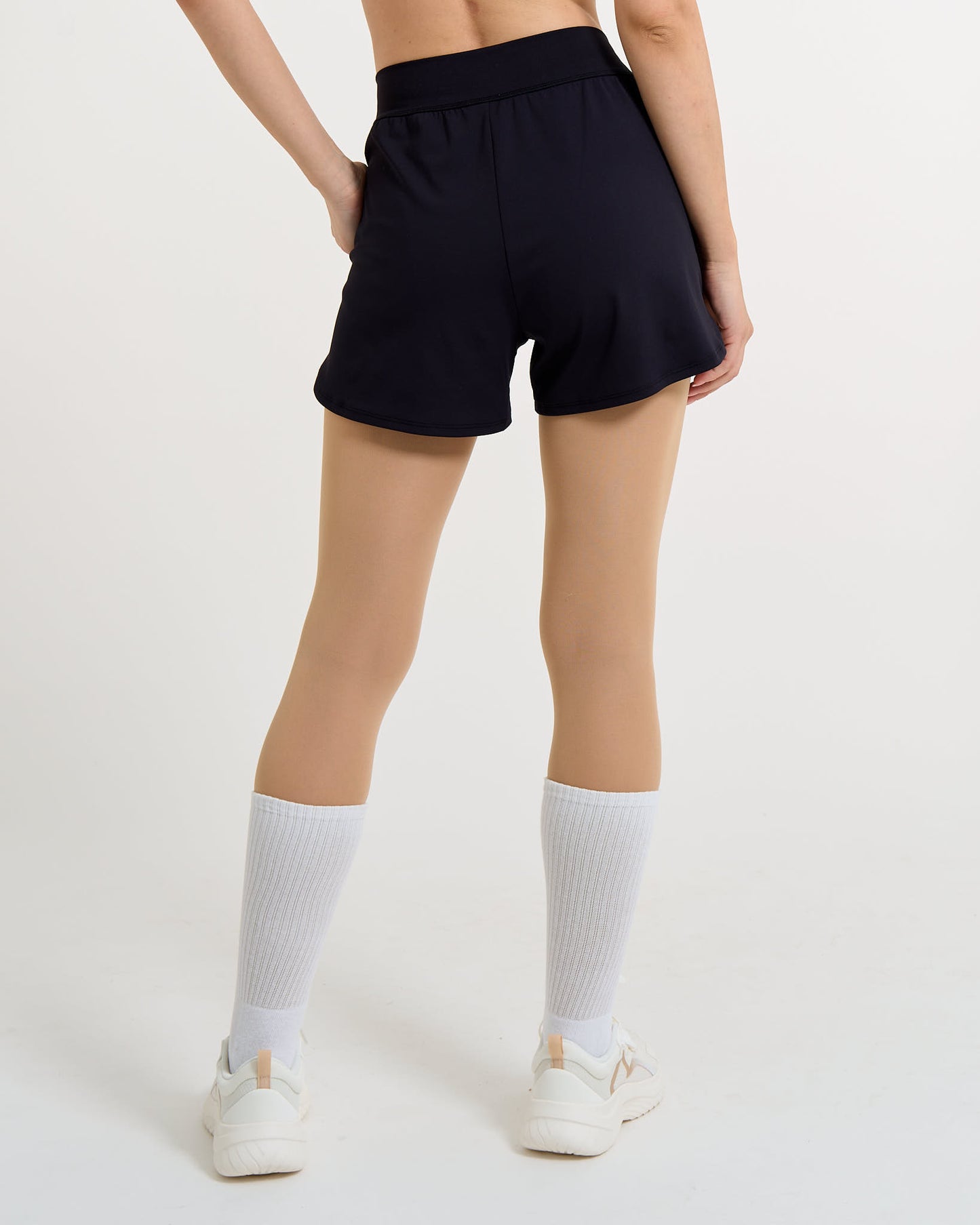 Runner's High Black - High-Rise Short 4"